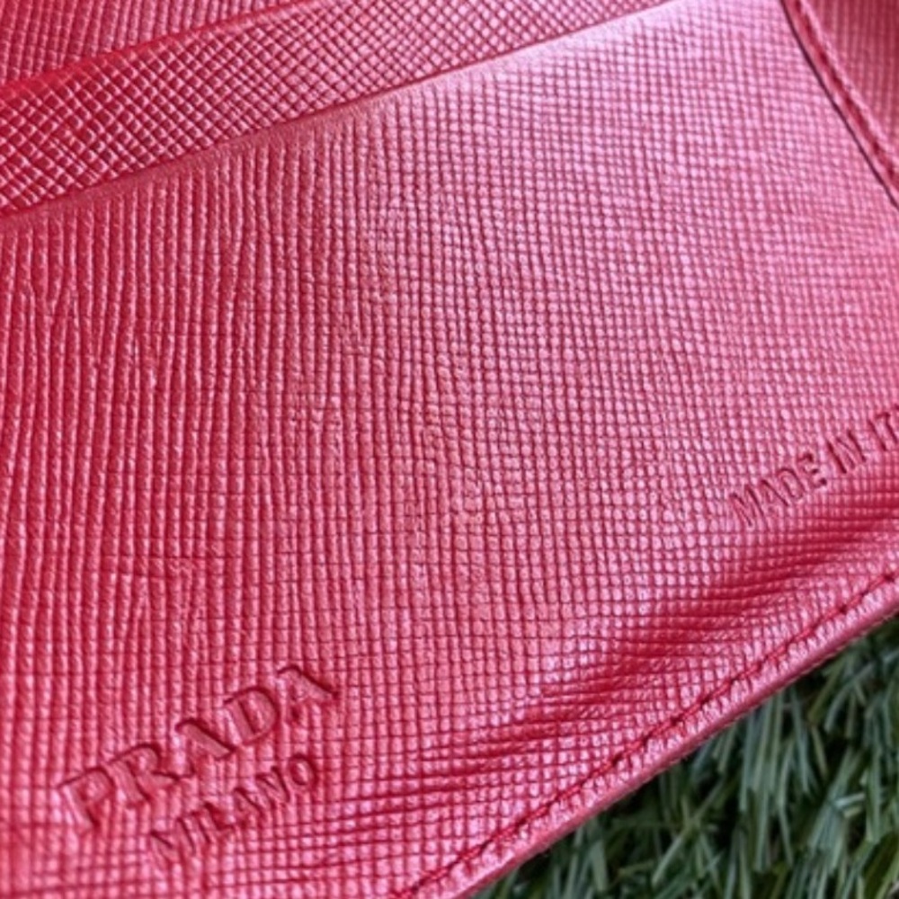 Prada EUC Vibrant Red Snap Wallet - Picture 4 of 4